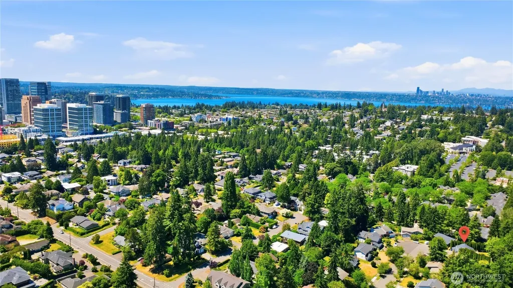 10606 NE 19th Place Bellevue WA 98004