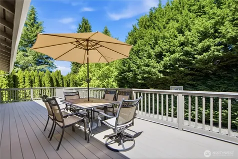 10606 NE 19th Place Bellevue WA 98004
