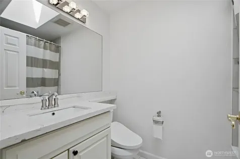 10606 NE 19th Place Bellevue WA 98004
