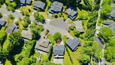 10606 NE 19th Place Bellevue WA 98004