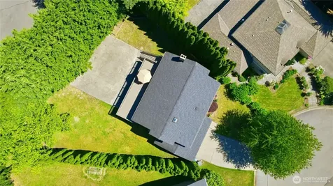 10606 NE 19th Place Bellevue WA 98004