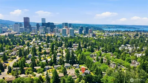 10606 NE 19th Place Bellevue WA 98004