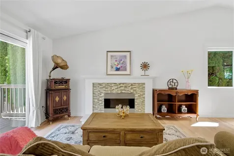 10606 NE 19th Place Bellevue WA 98004