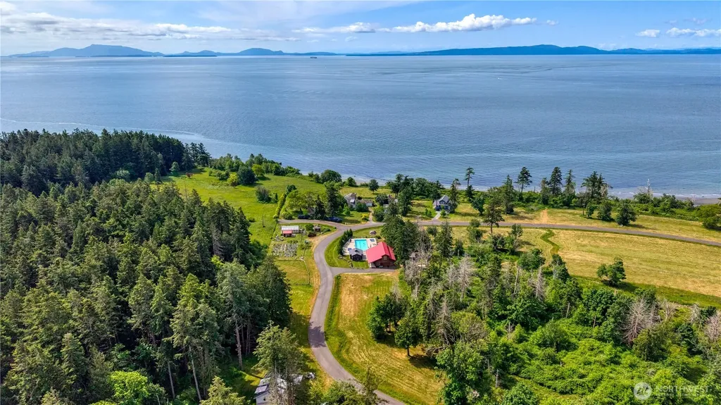 2193 Seabright Loop Point Roberts WA 98281