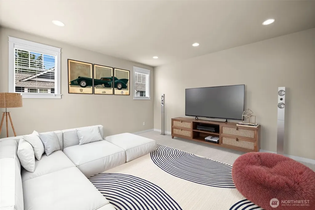 21250 NE 9th Place Sammamish WA 98074