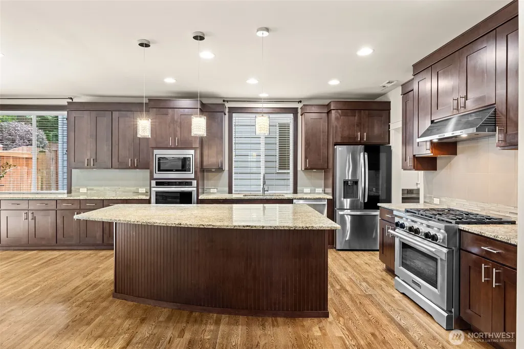 21250 NE 9th Place Sammamish WA 98074