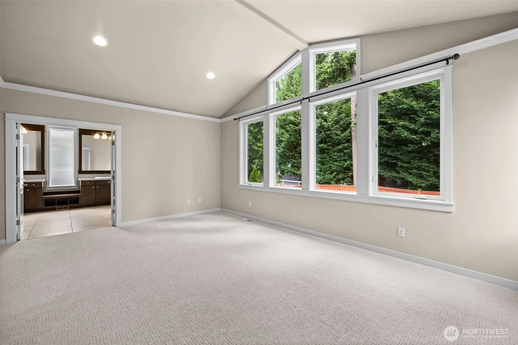 21250 NE 9th Place Sammamish WA 98074