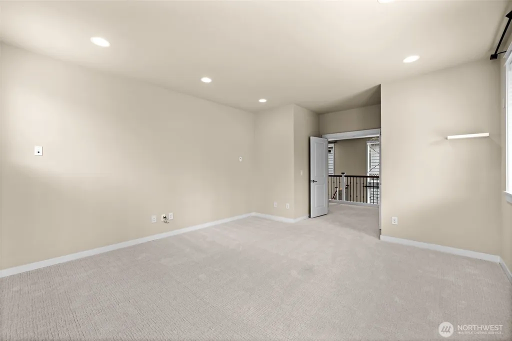 21250 NE 9th Place Sammamish WA 98074