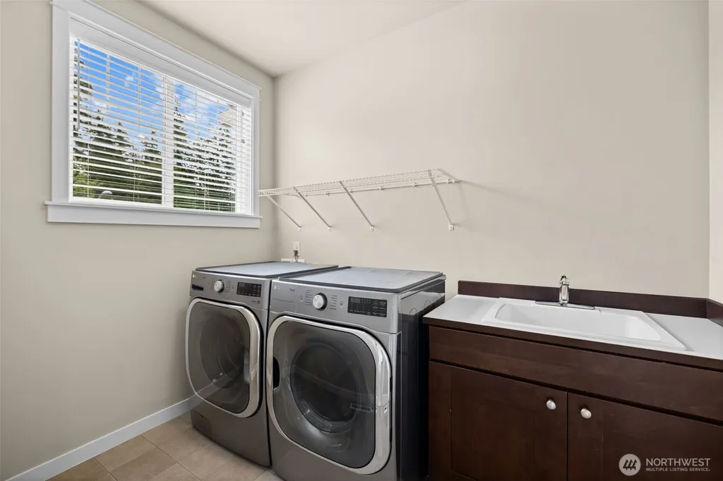 21250 NE 9th Place Sammamish WA 98074