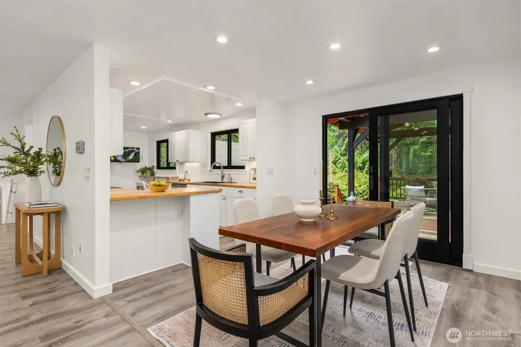 1093 NW Mushroom Lane Poulsbo WA 98370