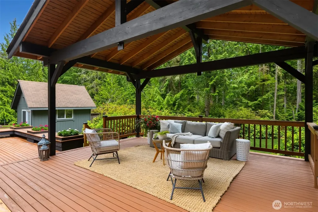 1093 NW Mushroom Lane Poulsbo WA 98370