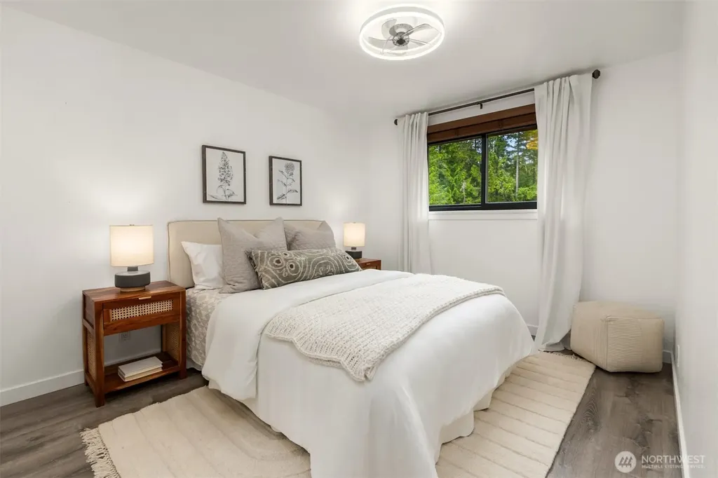 1093 NW Mushroom Lane Poulsbo WA 98370