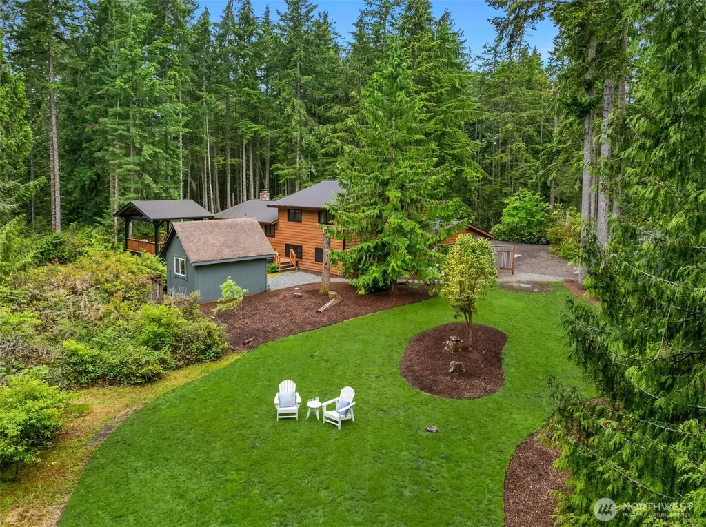 1093 NW Mushroom Lane Poulsbo WA 98370