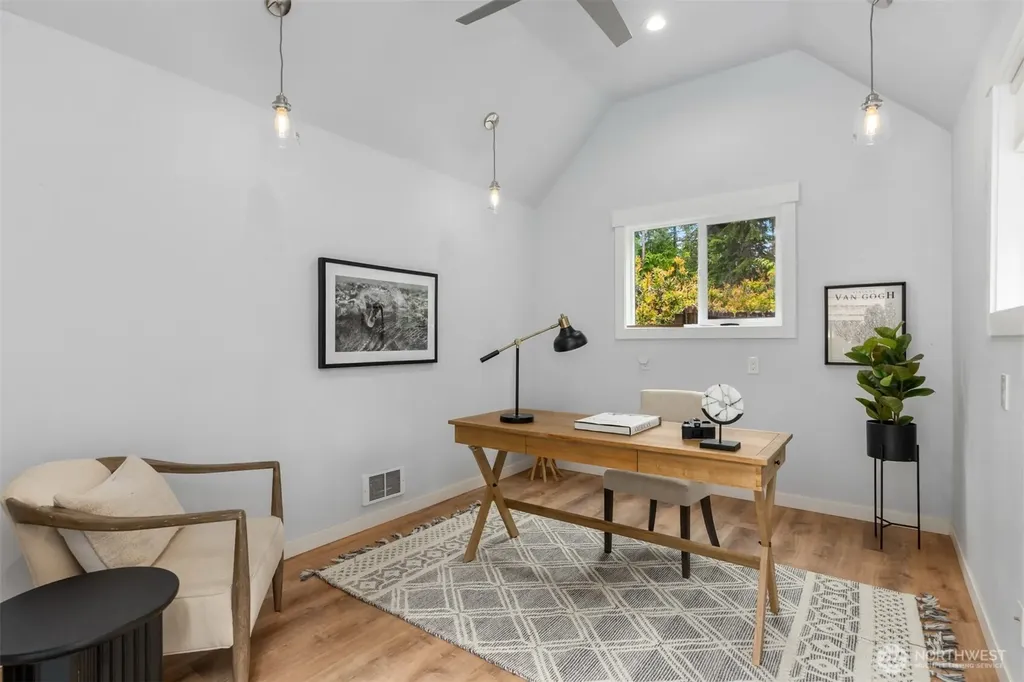 1093 NW Mushroom Lane Poulsbo WA 98370