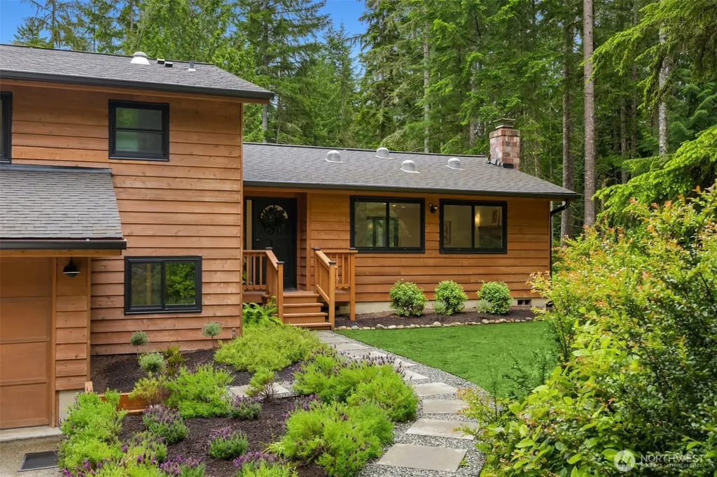1093 NW Mushroom Lane Poulsbo WA 98370