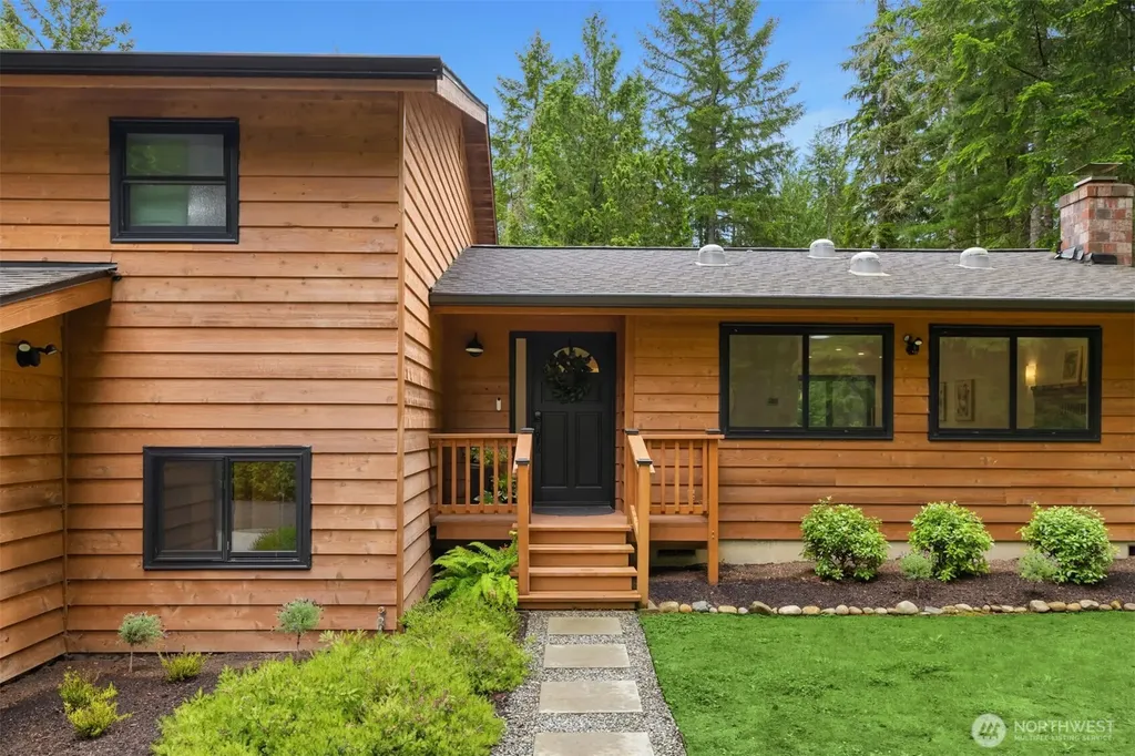 1093 NW Mushroom Lane Poulsbo WA 98370