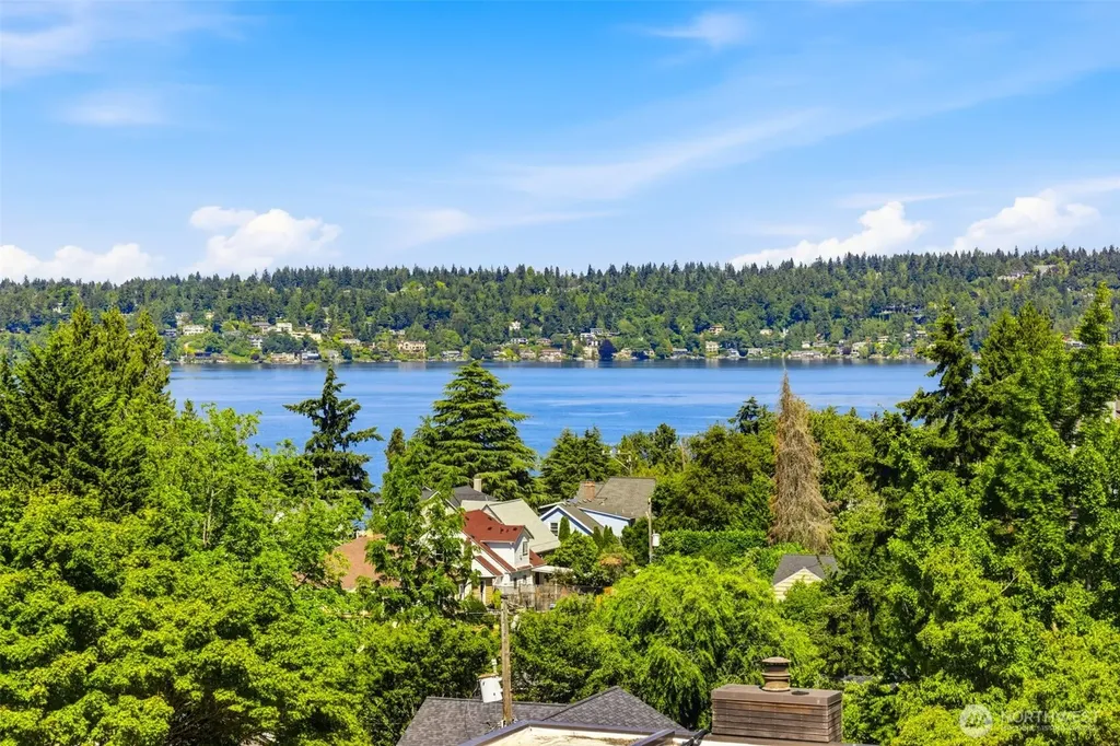 4730 48th Avenue S Seattle WA 98118