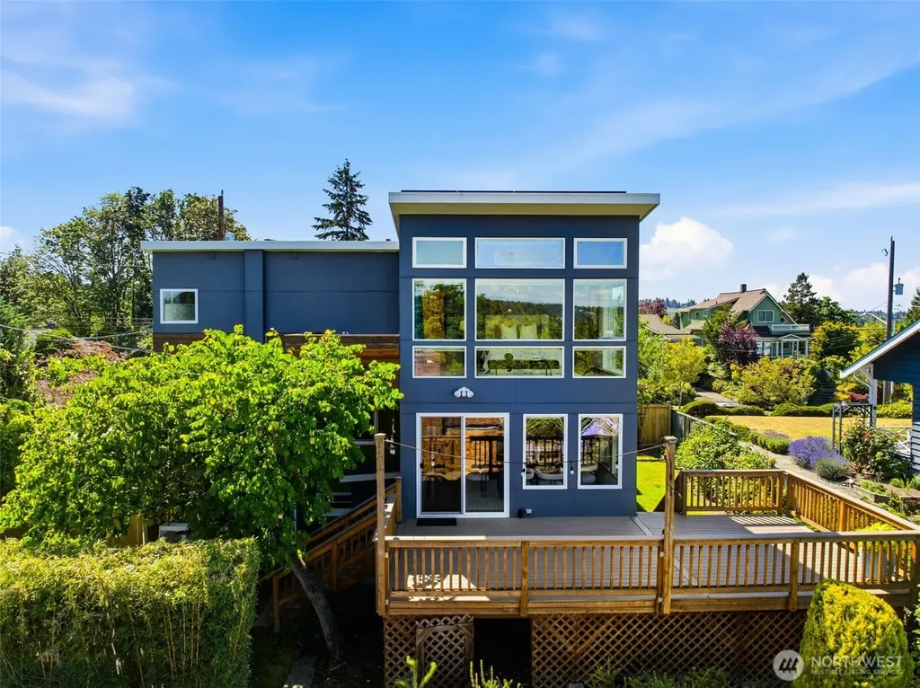 4730 48th Avenue S Seattle WA 98118