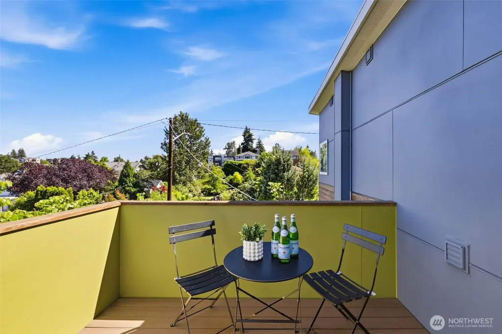 4730 48th Avenue S Seattle WA 98118