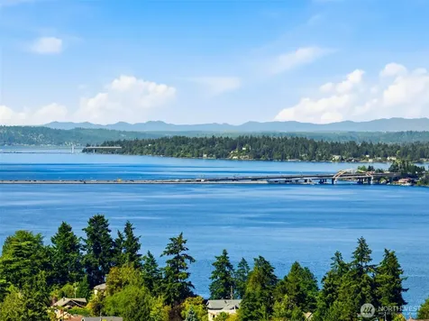 4730 48th Avenue S Seattle WA 98118