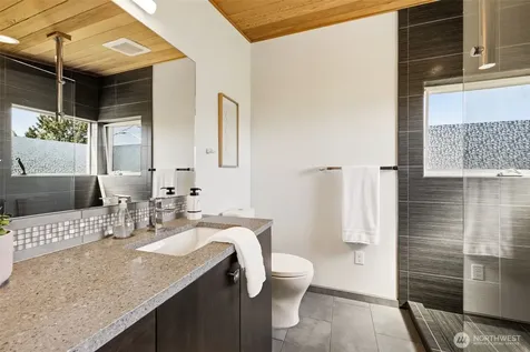 4730 48th Avenue S Seattle WA 98118