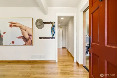 4730 48th Avenue S Seattle WA 98118