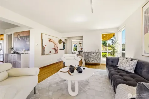 4730 48th Avenue S Seattle WA 98118