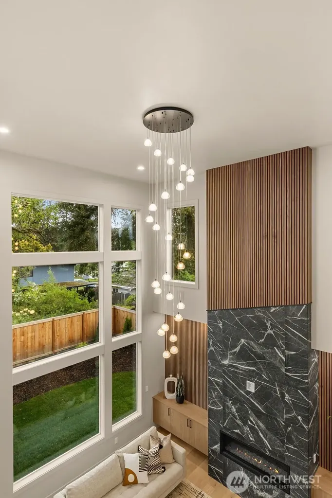 15625 SE 9th Street Bellevue WA 98008
