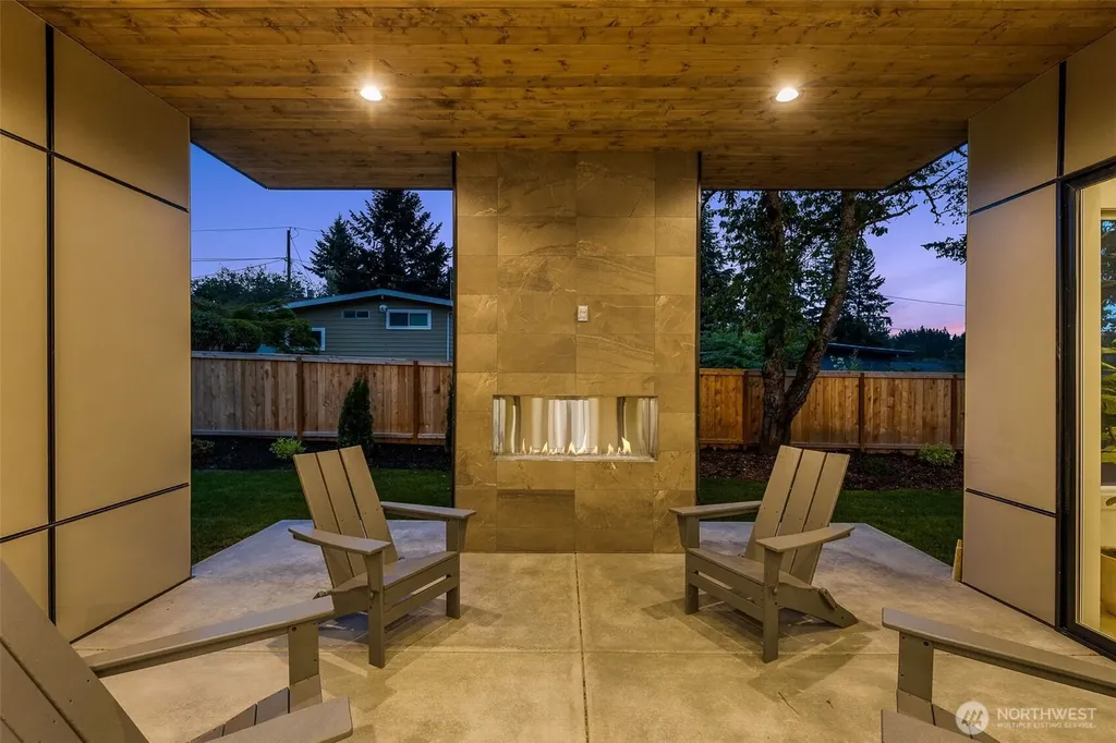 15625 SE 9th Street Bellevue WA 98008