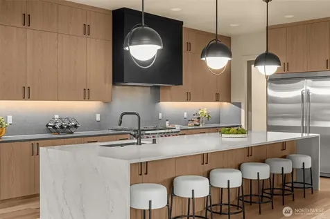 15625 SE 9th Street Bellevue WA 98008