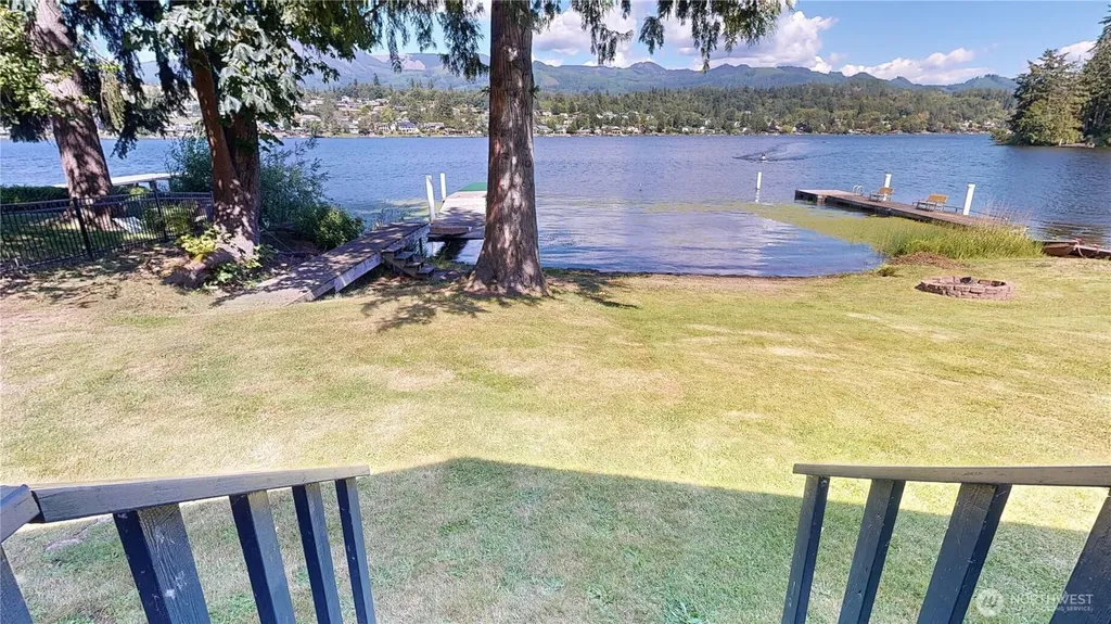 18375 W Big Lake Boulevard Mount Vernon WA 98274