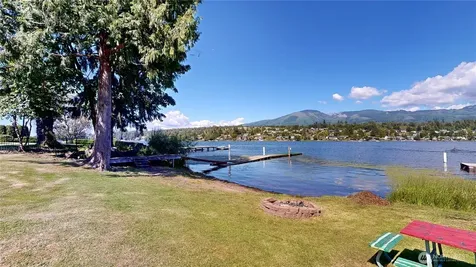 18375 W Big Lake Boulevard Mount Vernon WA 98274