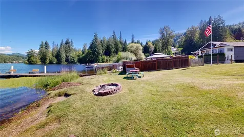 18375 W Big Lake Boulevard Mount Vernon WA 98274