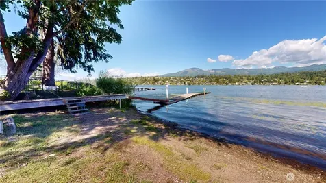 18375 W Big Lake Boulevard Mount Vernon WA 98274