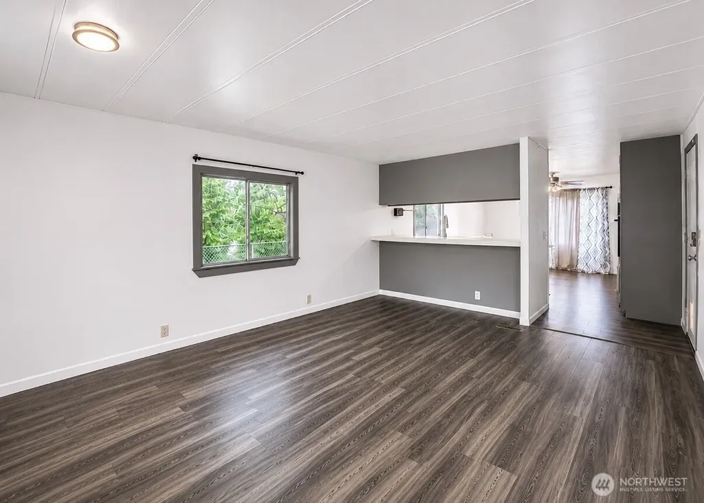 25501 35th Avenue E Spanaway WA 98387
