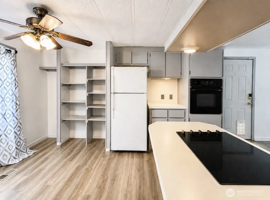 25501 35th Avenue E Spanaway WA 98387