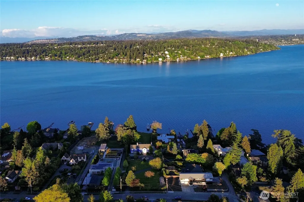 7210 Seward Park Avenue S Seattle WA 98118