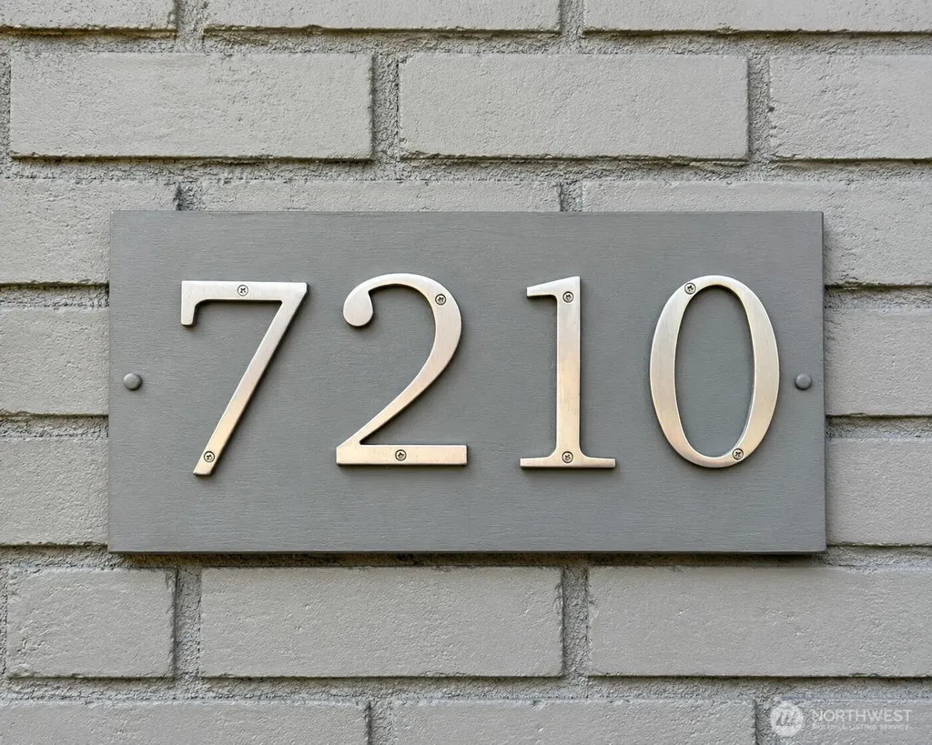 7210 Seward Park Avenue S Seattle WA 98118