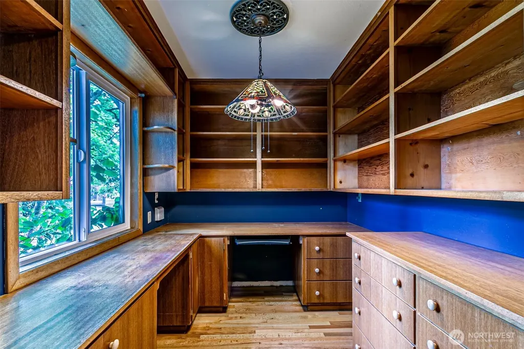 203 Orchard Avenue N Eatonville WA 98328
