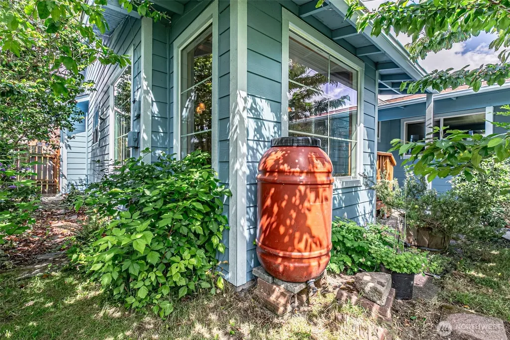 203 Orchard Avenue N Eatonville WA 98328