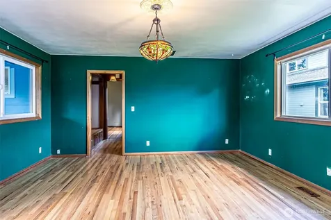 203 Orchard Avenue N Eatonville WA 98328