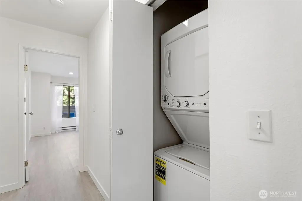 10508 NE 32nd Place Bellevue WA 98004