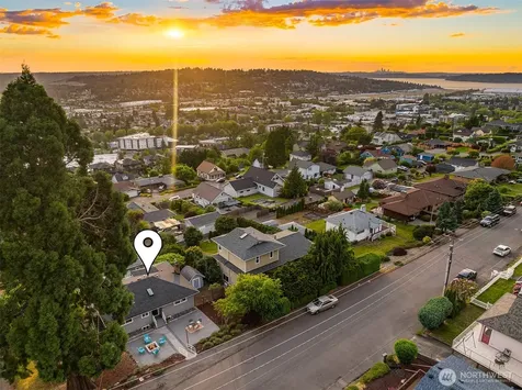 811 Grant Avenue S Renton WA 98057