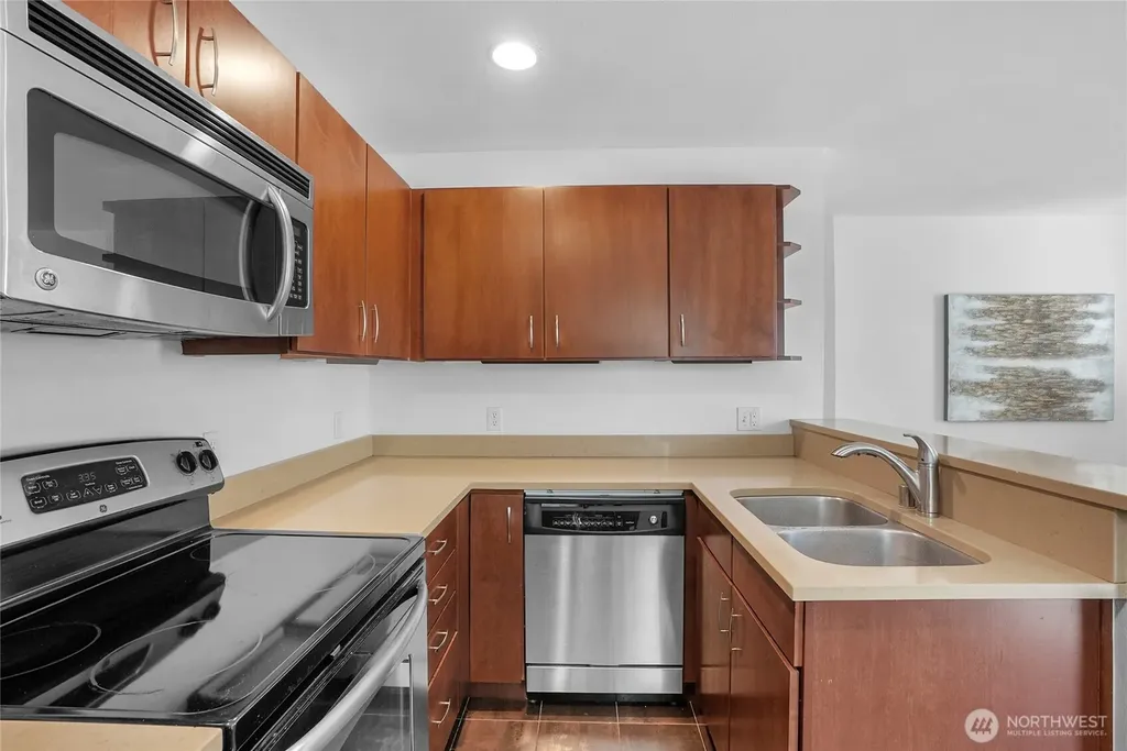 1131 N 93rd Street Seattle WA 98103