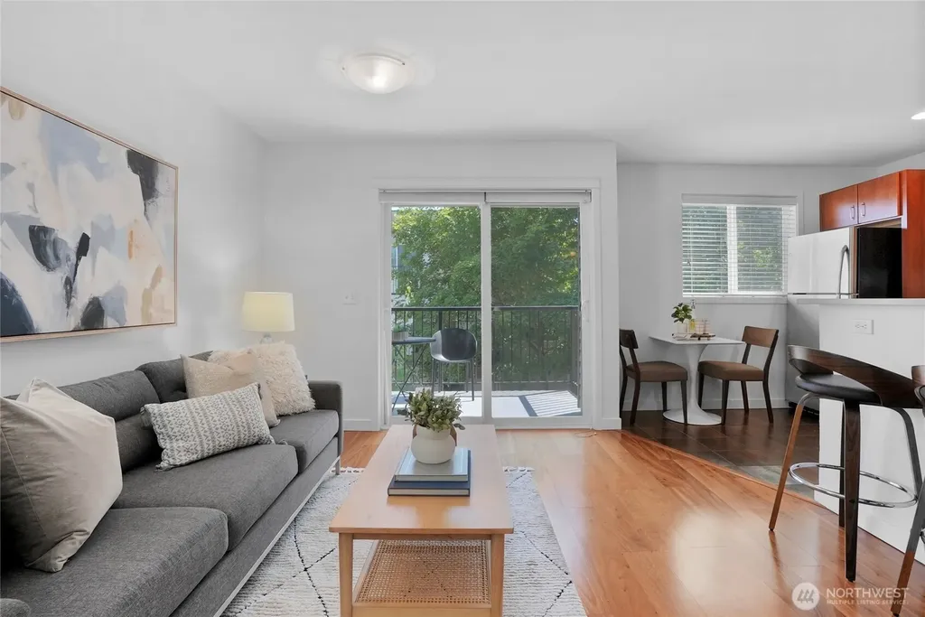 1131 N 93rd Street Seattle WA 98103