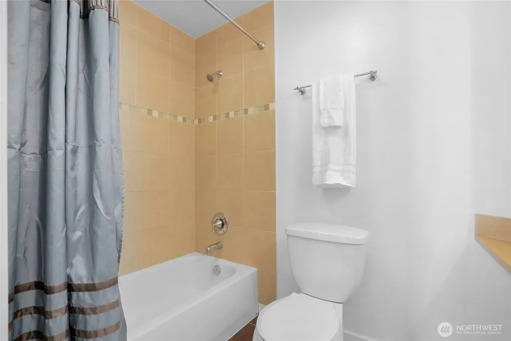1131 N 93rd Street Seattle WA 98103