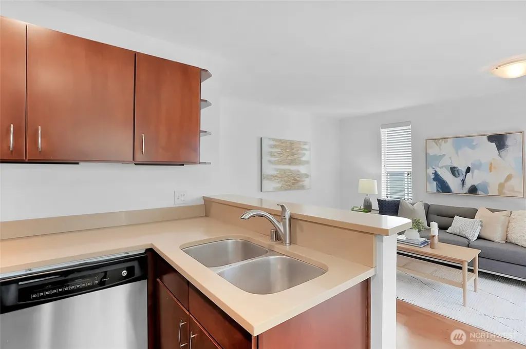 1131 N 93rd Street Seattle WA 98103
