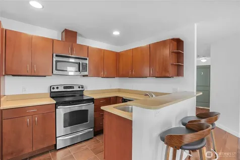 1131 N 93rd Street Seattle WA 98103