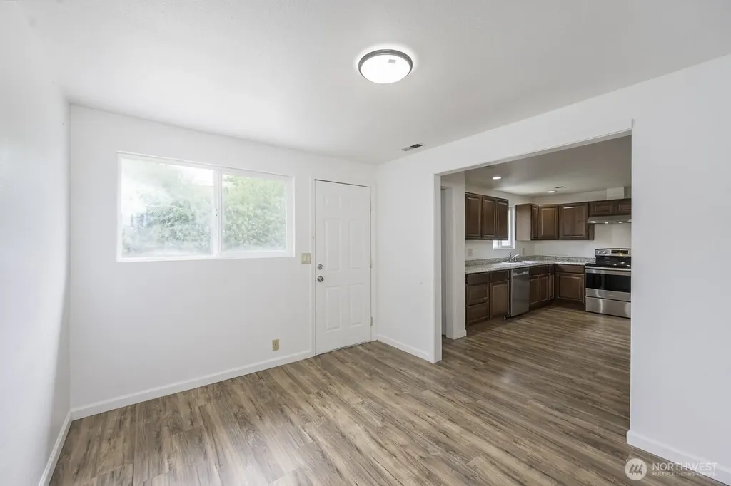 1517 N Mary Street Moses Lake WA 98837