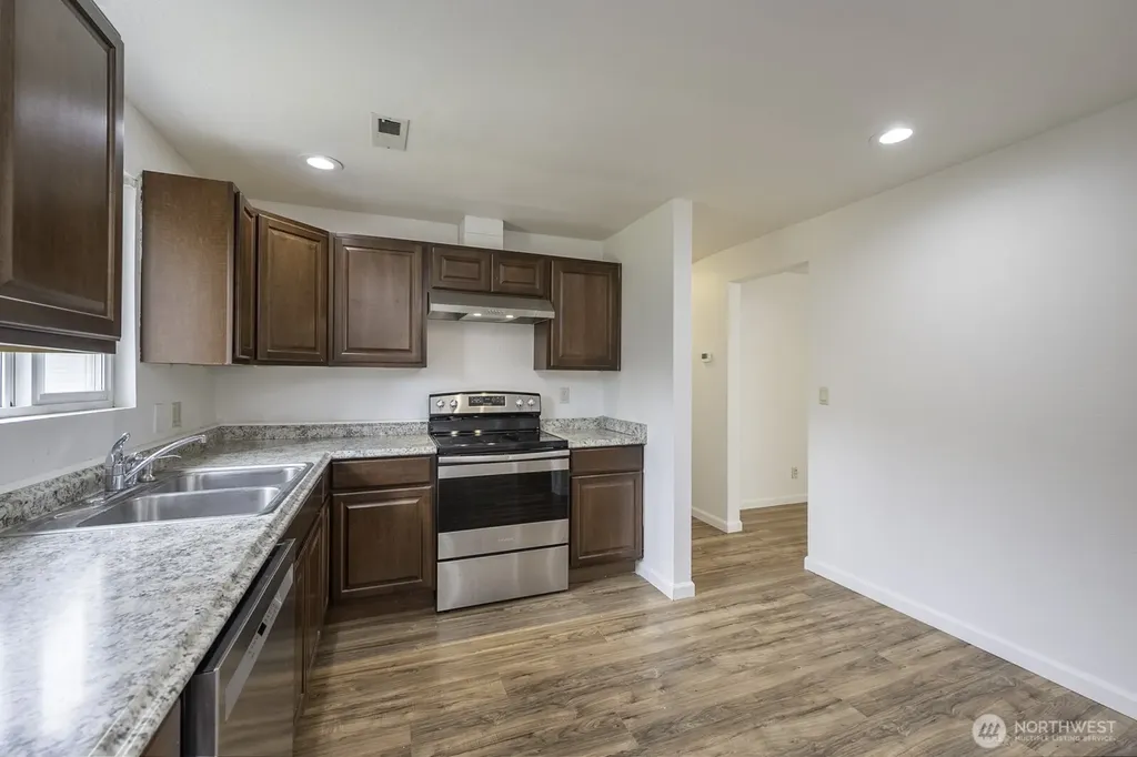 1517 N Mary Street Moses Lake WA 98837